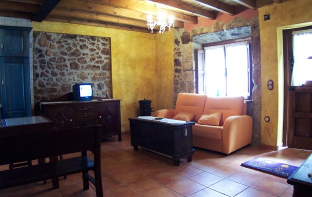 Salón con espacio de comedor