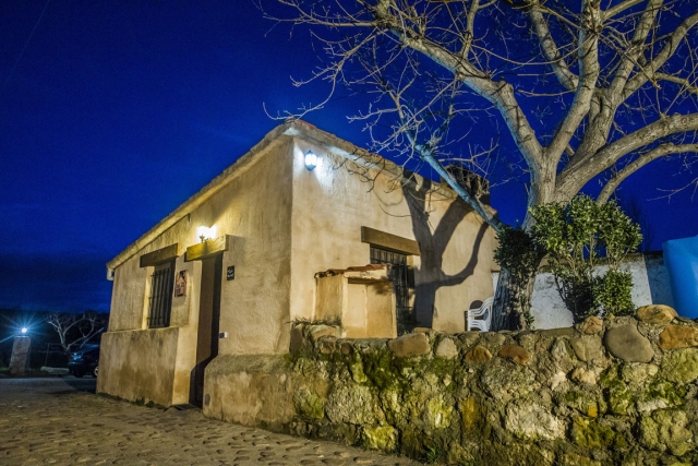 Vistas de la fachada con luz