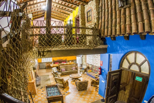 Sala desde las escaleras