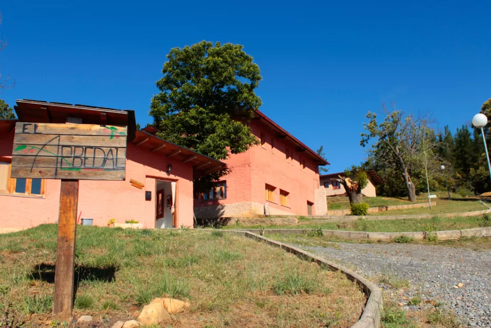 Hotel Rural El Arbedal