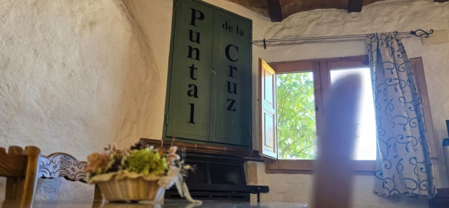 Sala de estar con ventana