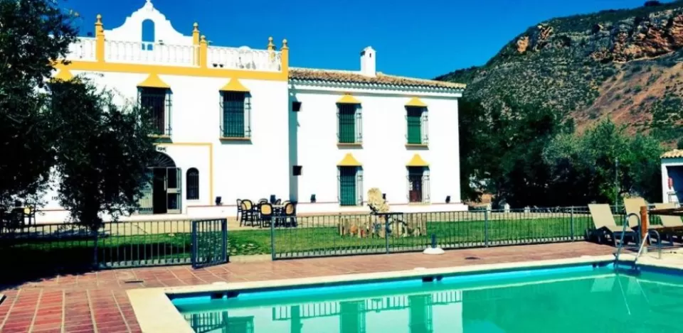 Hotel Caserío de Iznajar