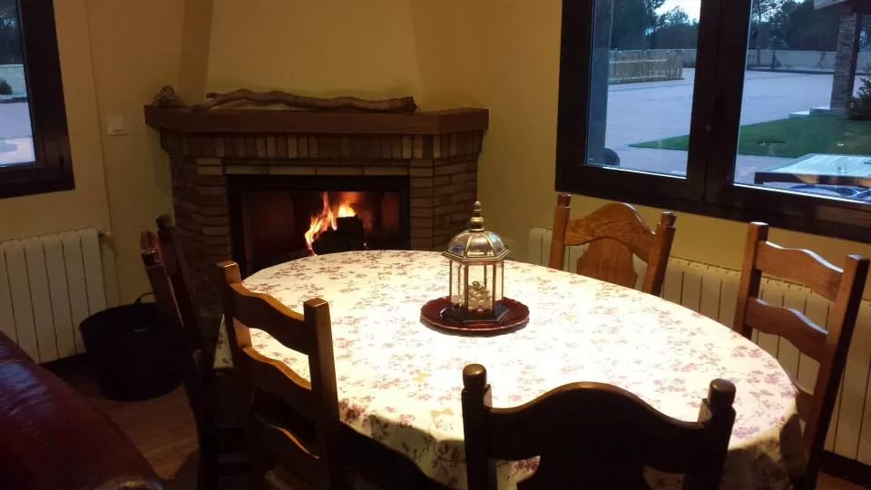 Casa Alegre - Casa Menchu Alojamiento Rural
