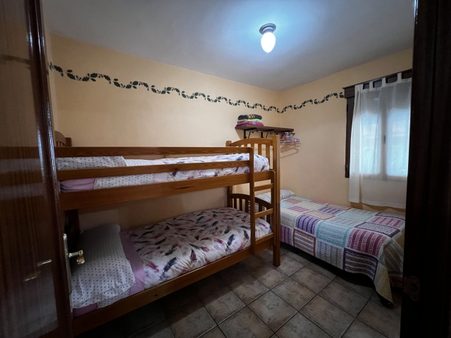 Dormitorio con litera