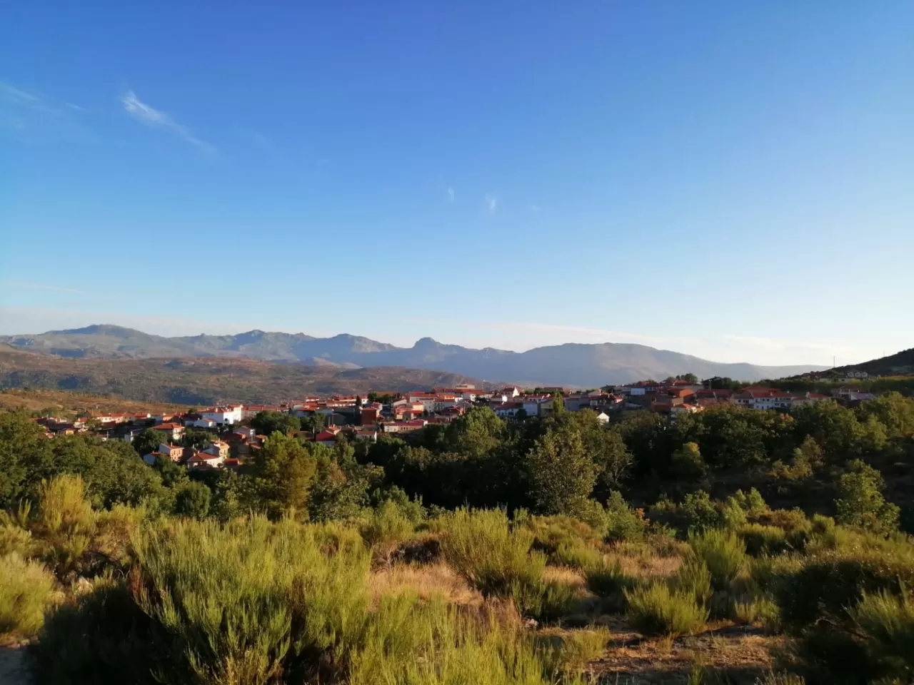 Nuria Gil Riaguas en su estacia en Villanueva Rural - Roblemocho 1515_2