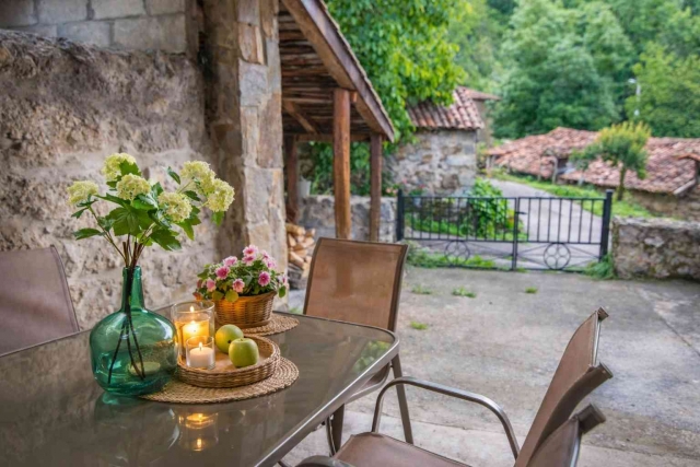 Exteriores con zona de barbaco