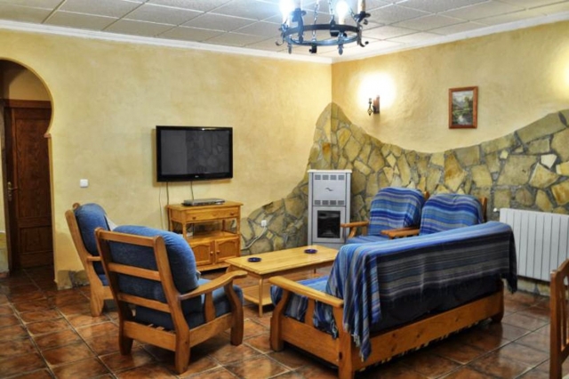 Sala agradable con sillones