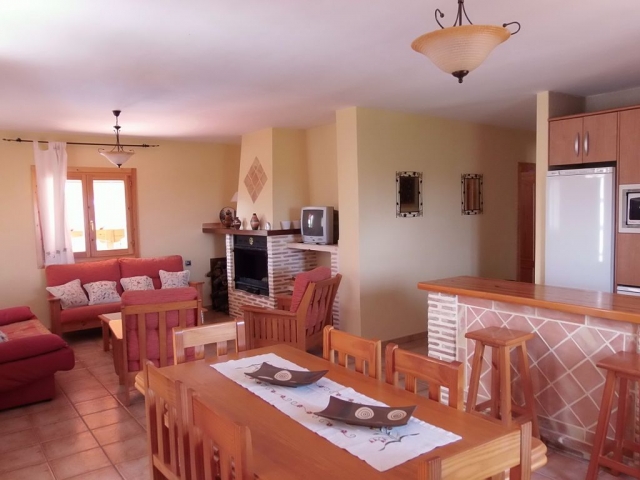 Con mesa comedor