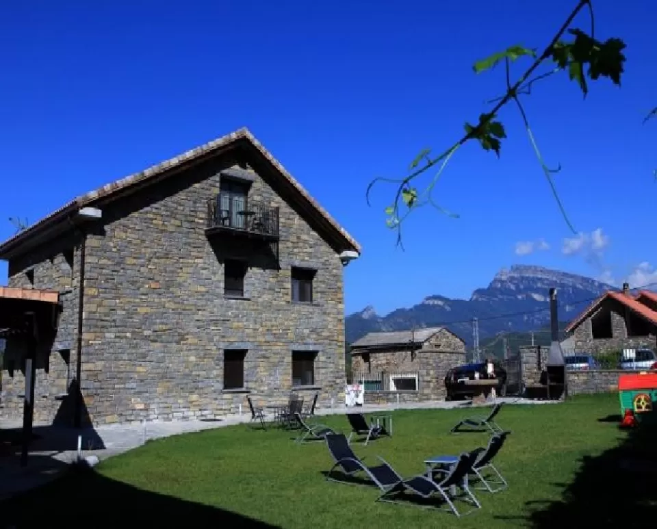 Apartamentos Puerta de Ordesa - Cañón de Añisclo 