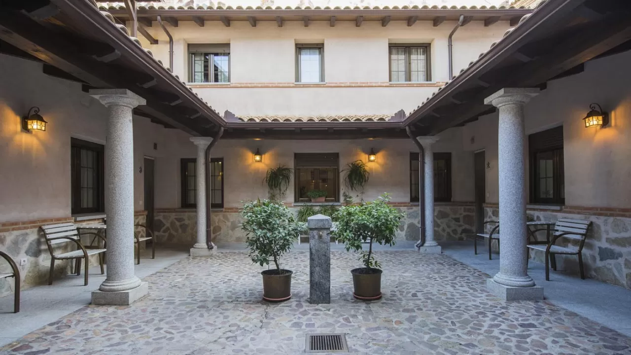 Los Laureles II