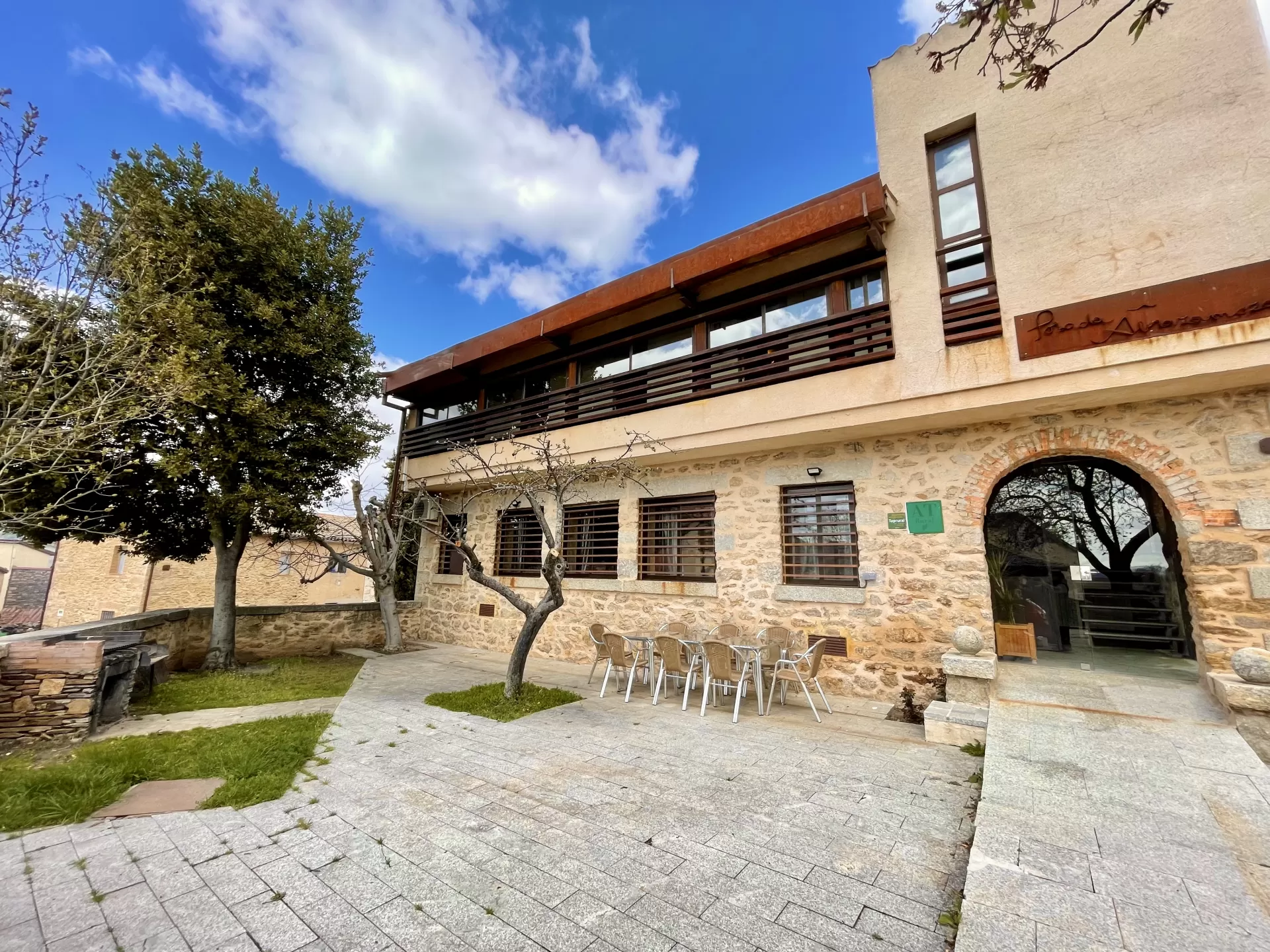 El Bulín de Madarcos- Posada Abrazamosas