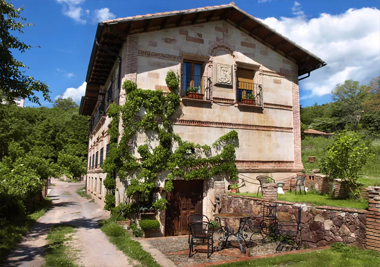 El Patio de la Morera