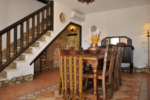 Comedor de la vivienda en la sala de estar de la vivienda
