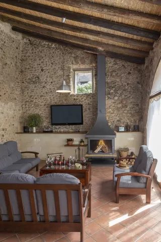 Can Marisch- Casa rural Les Arcades 