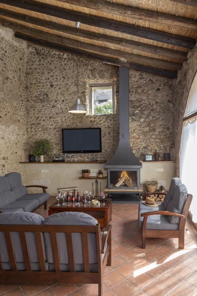 Can Marisch- Casa rural Les Arcades 