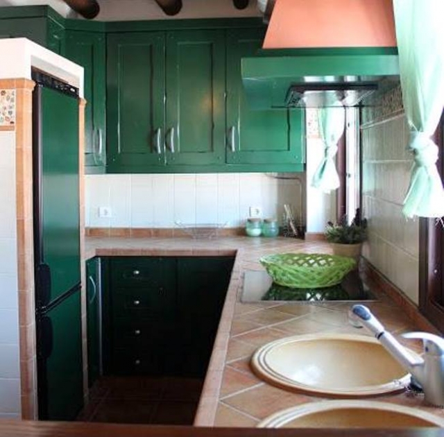 Cocina con electrodomesticos