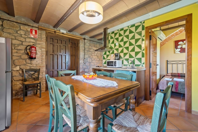 Mesa comedor y cocina