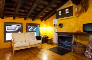 Sala de estar abuhardillada