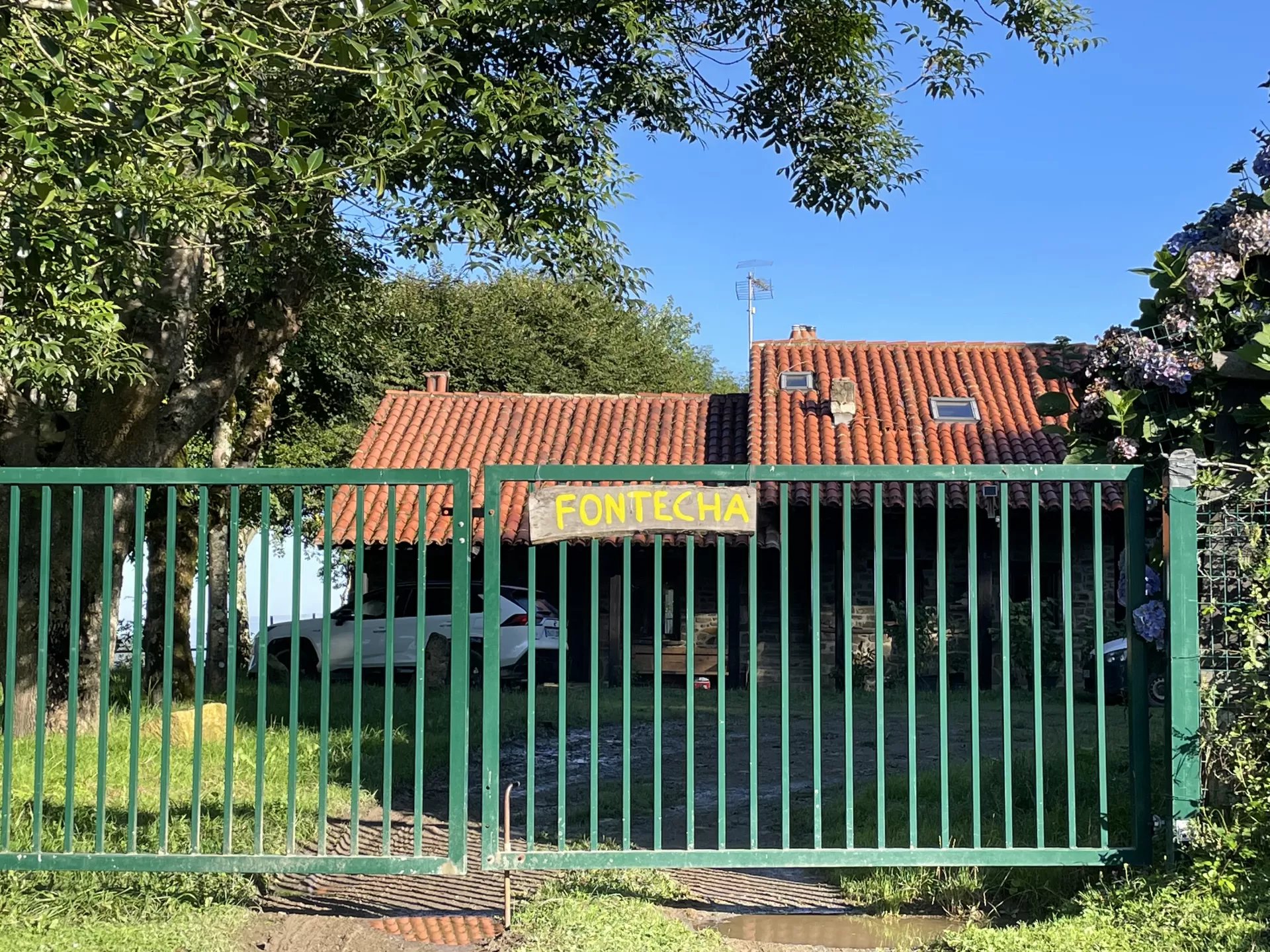 Juan Antonio Brenes Letrán en su estacia en Casa Astur - Fontecha 5020_1