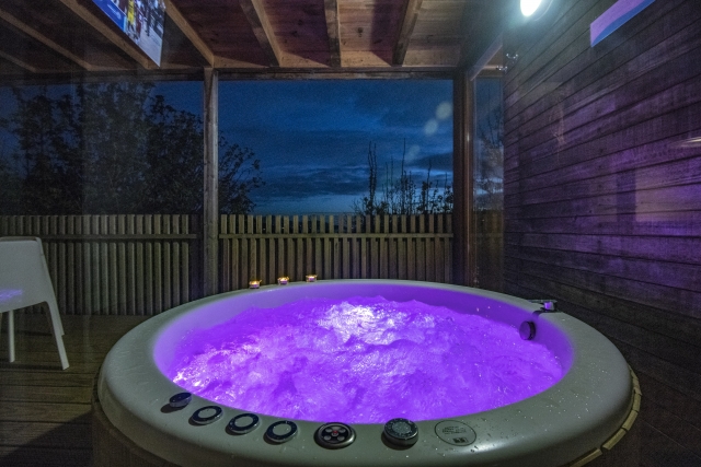 Jacuzzi con luces