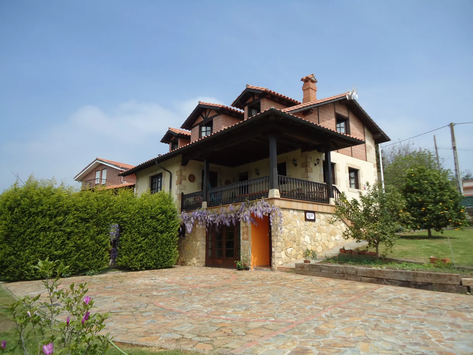 La Hualdea