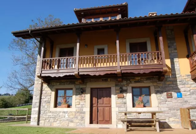 Casa de Aldea Peñanes II