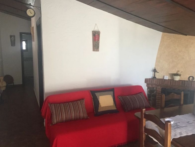 Cocina comedor y sala de estar abuhardillados