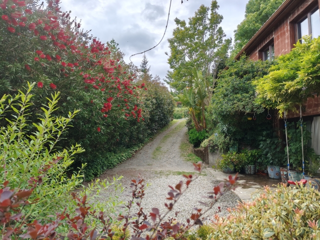 80C.Entrada y aparcamiento exc