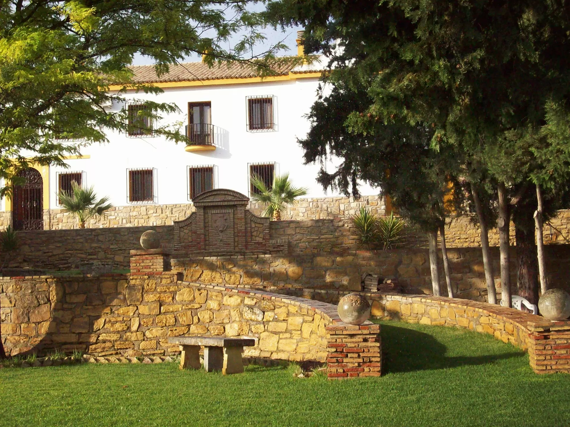 Apartamentos Cortijo Cabañas 