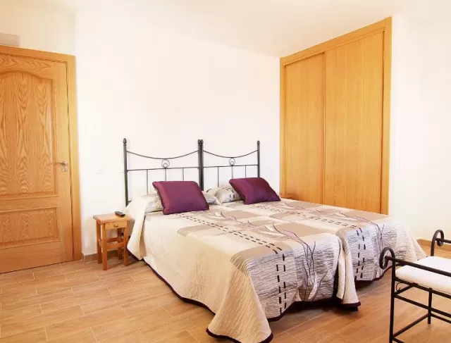 Dormitorio doble 4