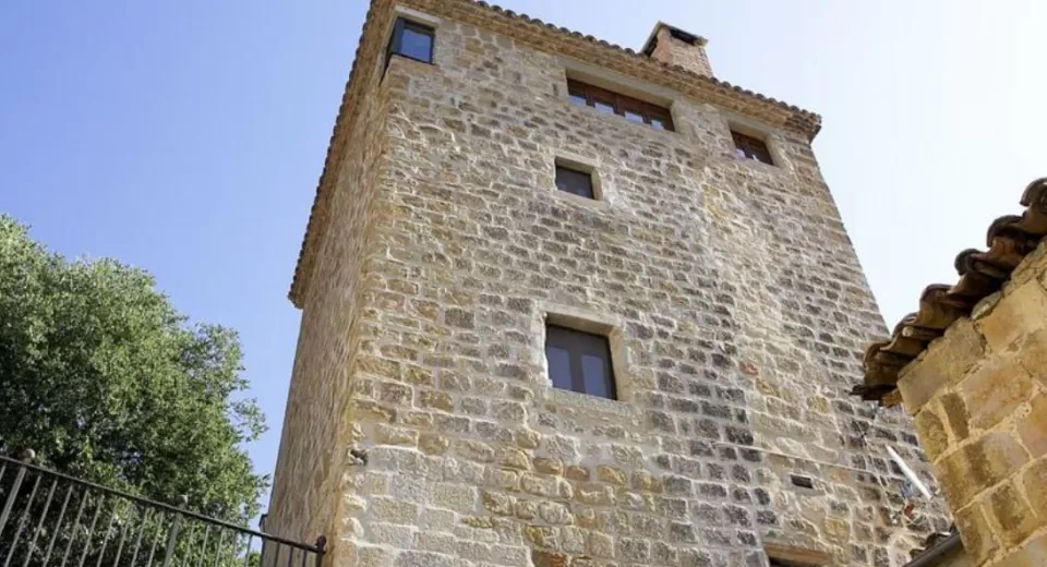 Castell d' Ogern i la Salsa