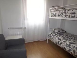 Bajo A Dormitorio doble con litera