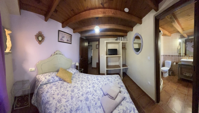 Dormitorio y bano El Cura 