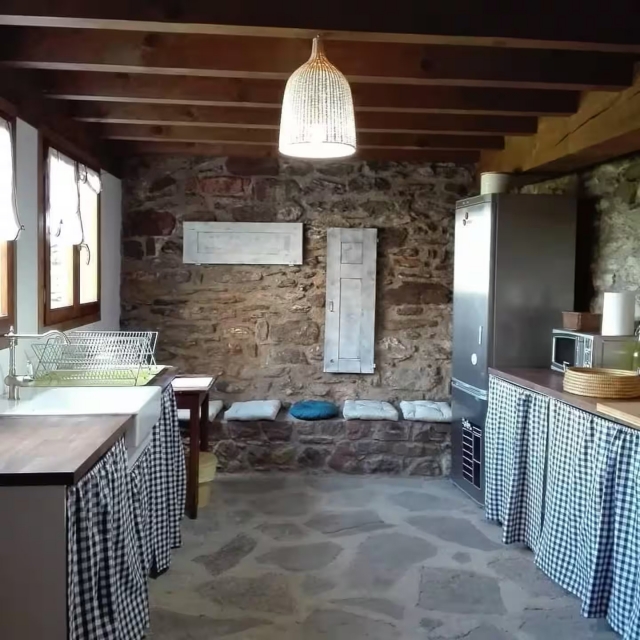 Cocina con asientos