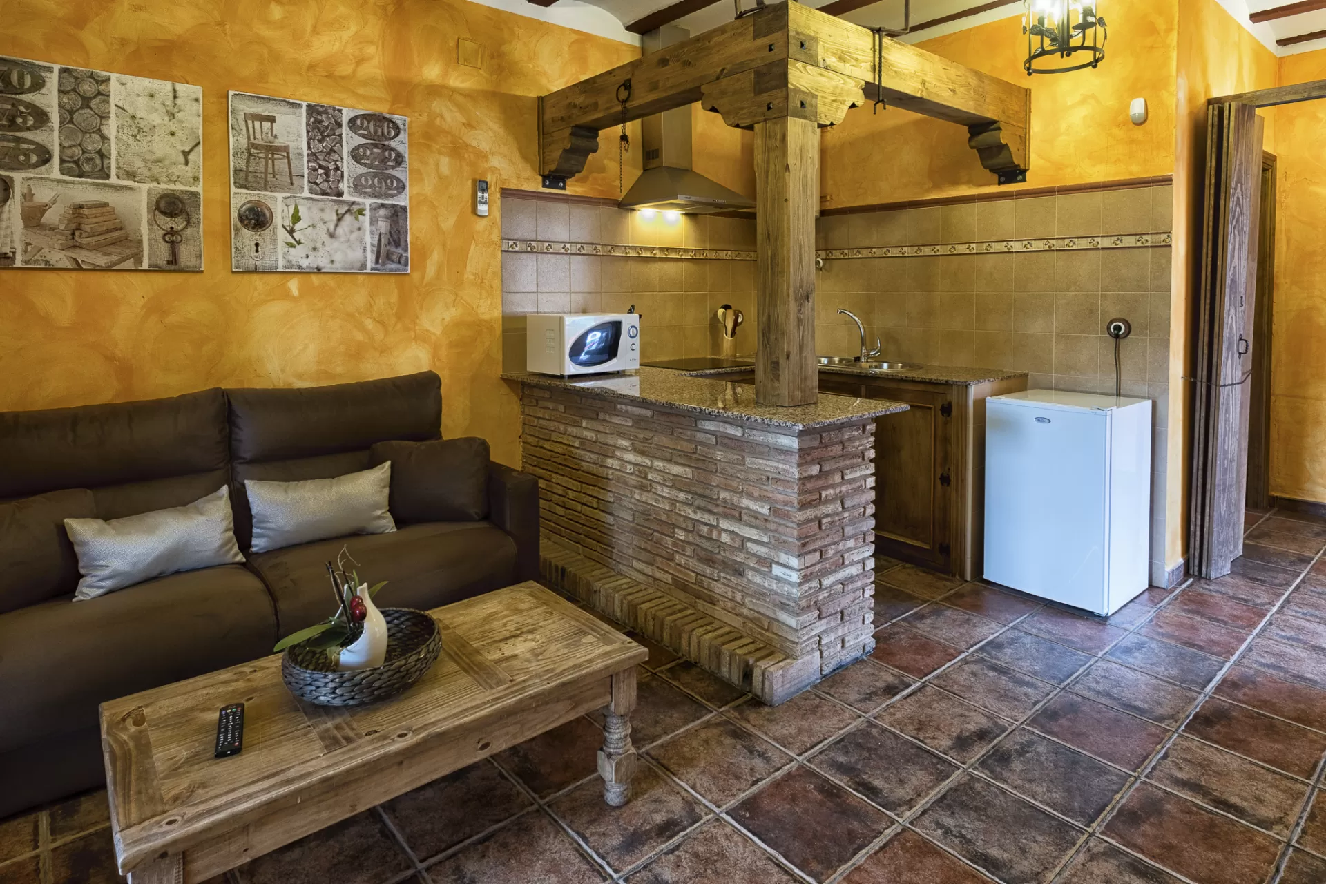 Deluxe Apartment 2