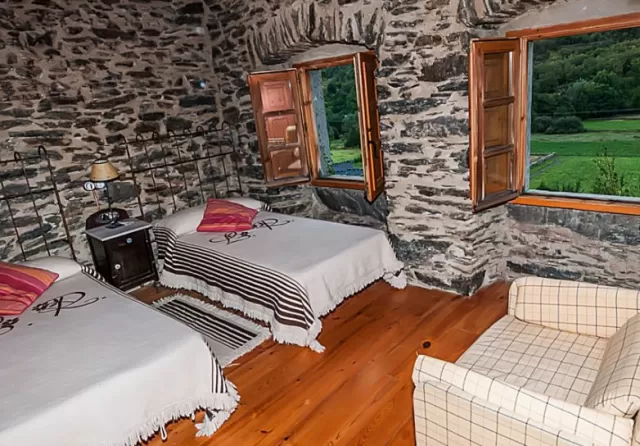 Montrondo Room