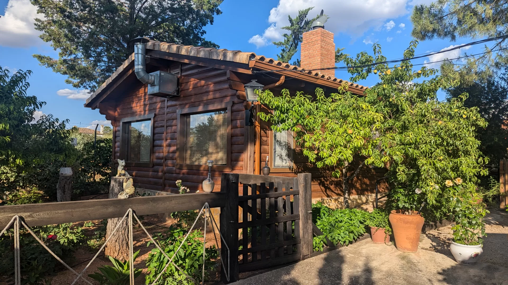 Juana Gómez Hernández in your stay in Cabañas de Madera Los Molinos- Suite del Rey 4761_3