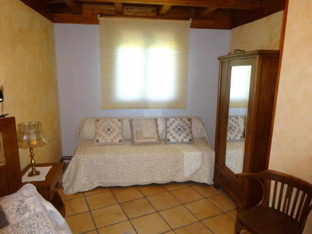 Dormitorio equipado 