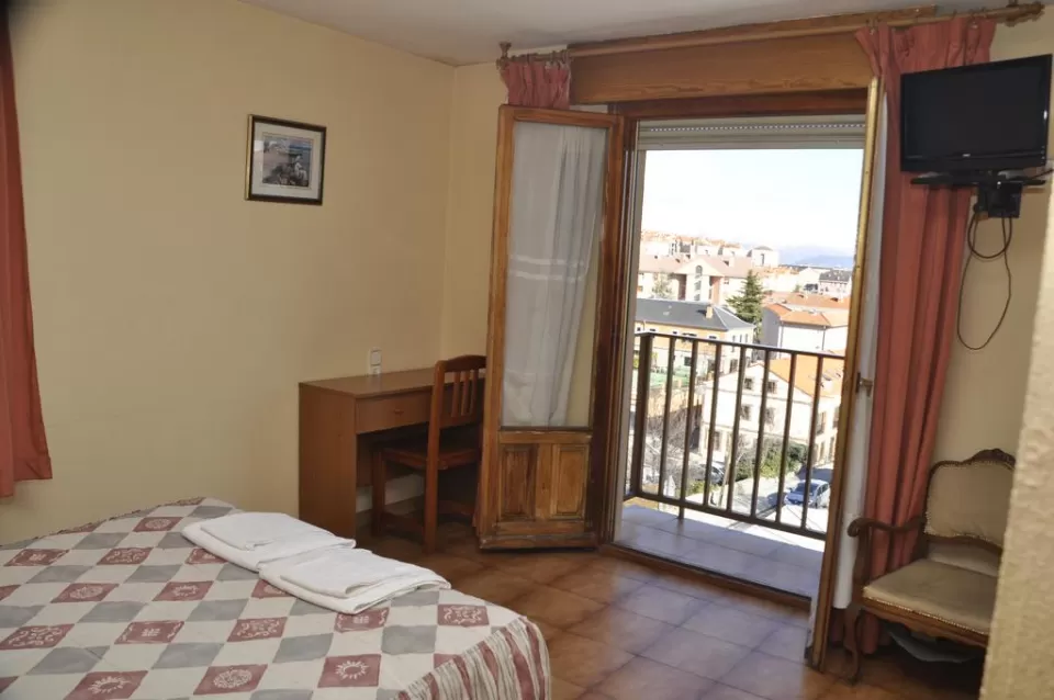 Hotel Tres Arcos