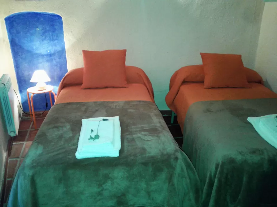 Apartamentos Baronia- Cal Fregit