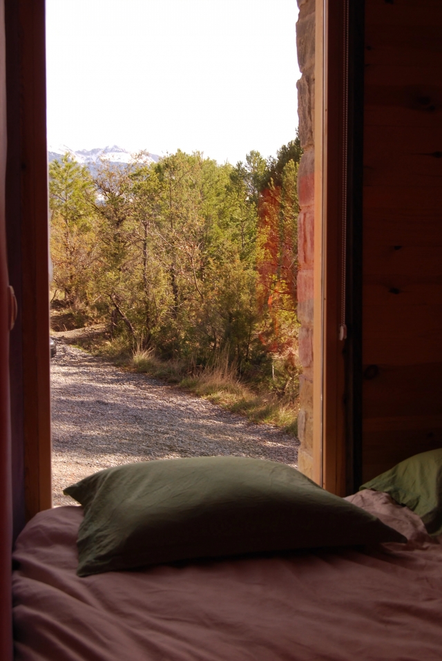 Dormitorio con vistas