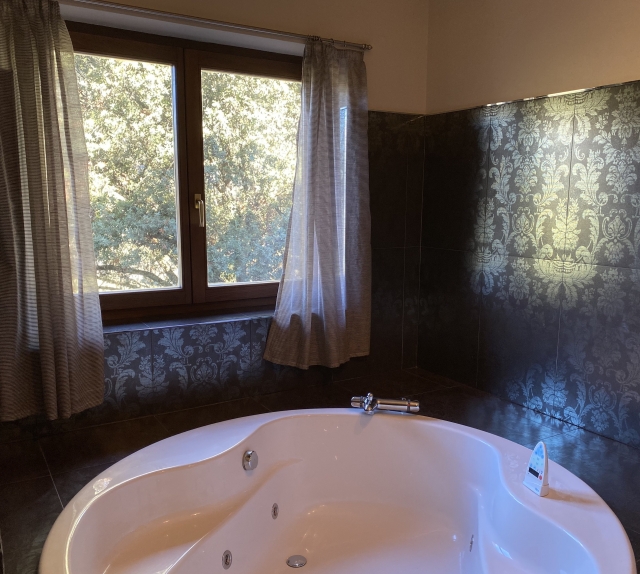 Suite amplia con banera