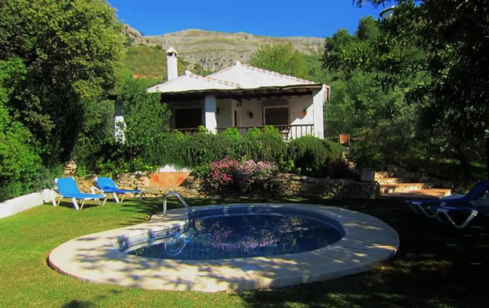 Casa Adelfa