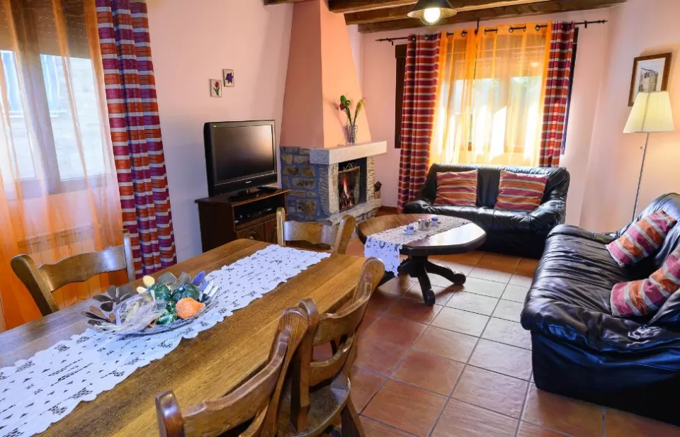 Complejo Rural Trefacio - Casa de 8 plazas