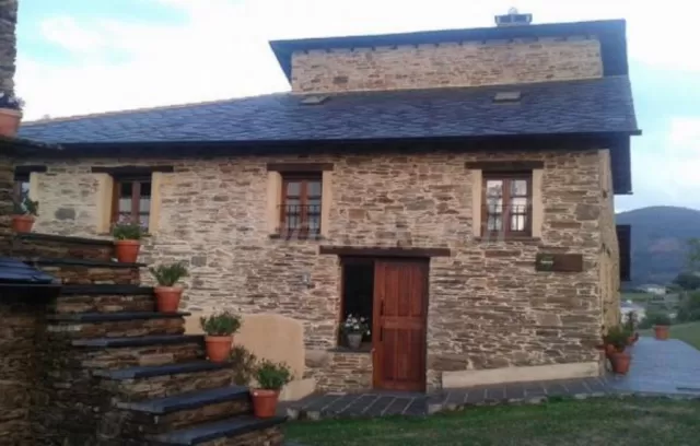 A Vilapena - Casa Carballeira 