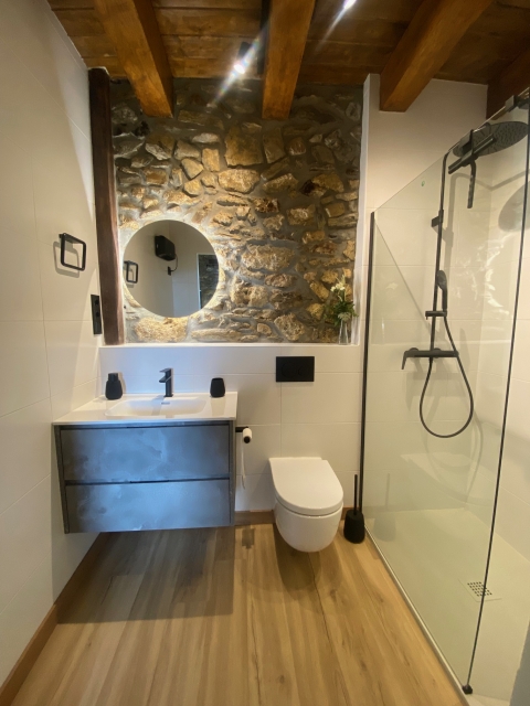 bano del dormitorio principal