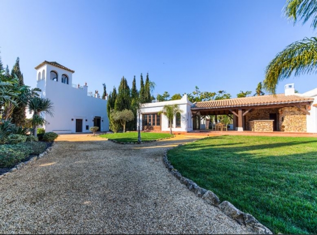 Vistas de la entrada a la casa