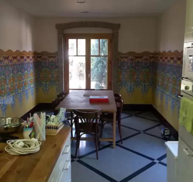 Monserrat Home