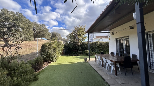 jardin dando a la dehesa