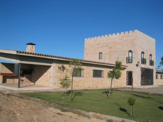 Acceso con zonas de barbacoa